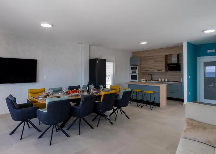 Sole Komarna By Guide קלק