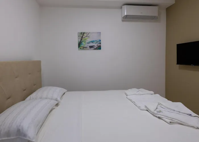 Sole Komarna By Guide וילה