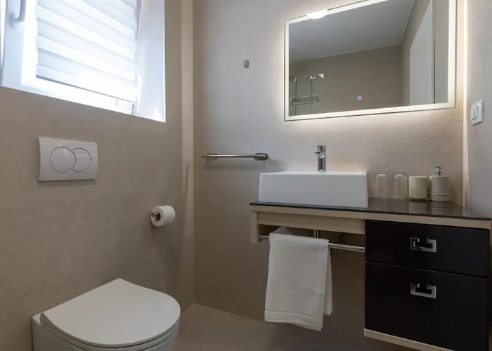 Sole Komarna By Guide קלק