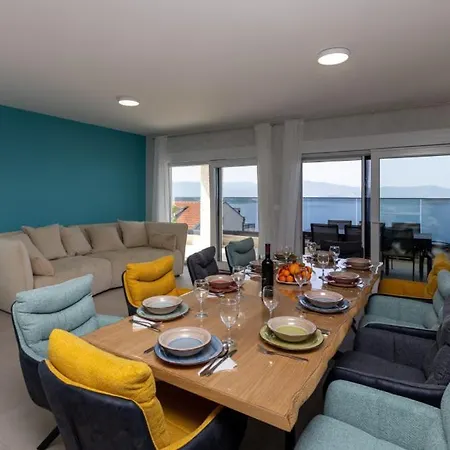 Sole Komarna By Guide 클레크