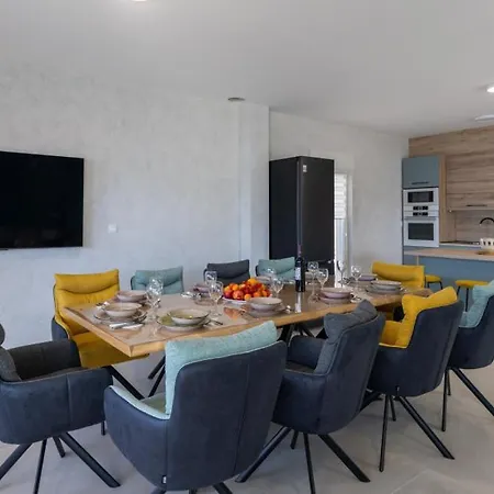 Sole Komarna By Guide 빌라