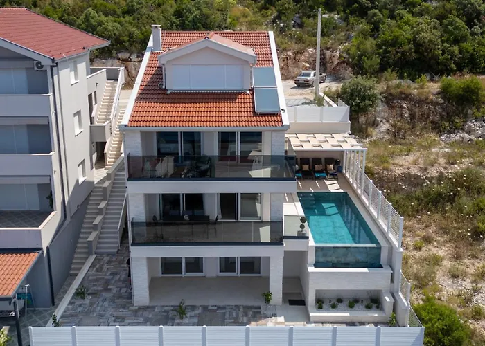 Sole Komarna By Guide * كليك