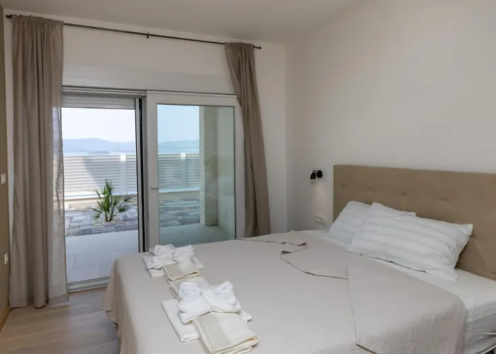 Sole Komarna By Guide