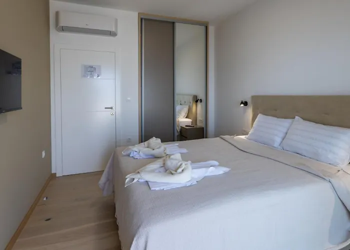 Sole Komarna By Guide * كليك